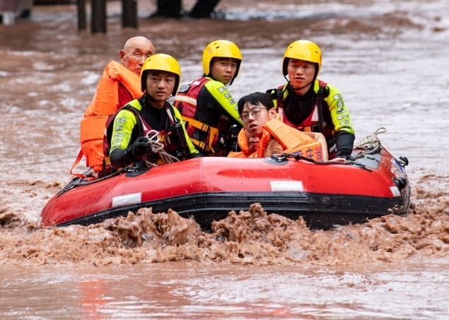 如何應對強降雨及次生災害？